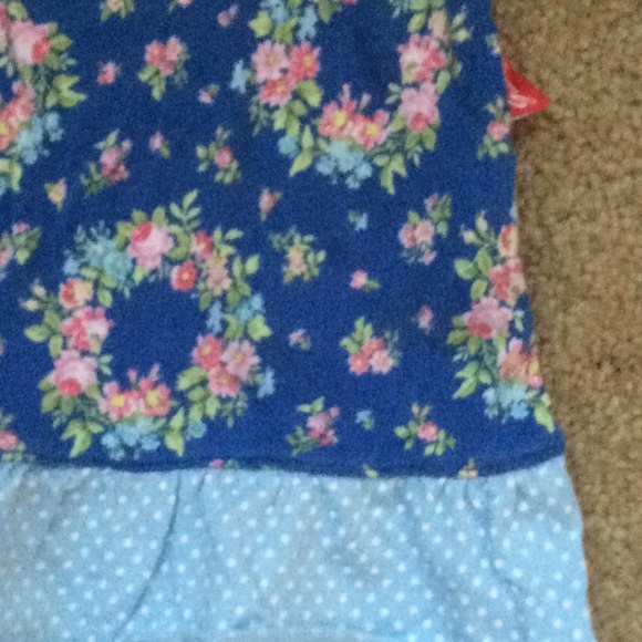 Blue shirt - Picture 2 of 3